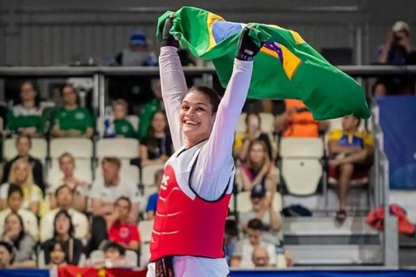 [Após 20 anos, brasileira conquista título mundial de taekwondo]
