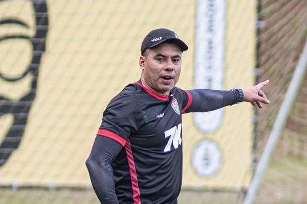 [Vitória divulga lista de relacionados para início do Baiano ]