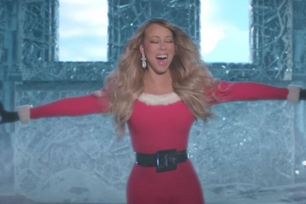 [Mariah Carey vence ação judicial que a acusava de plágio em clássico de natal]