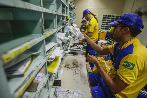 [Empregados dos Correios rejeitam proposta salarial, e acordo será decidido pelo TST]