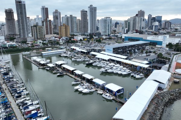 [Distrito que abrange o Paraná lidera a frota de barcos do Brasil, com 37% das embarcações ativas! ]