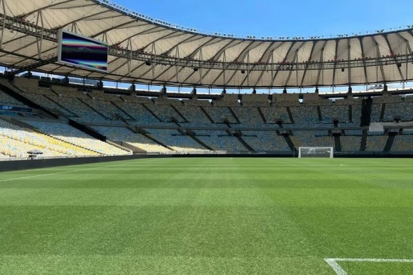 [Gramado do Maracanã passa por reforma antes de jogo entre Flamengo em Botafogo]