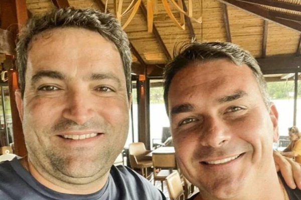 [Moraes manda bloquear R$ 6 bilhões de Willer Tomaz, advogado ligado a Flávio Bolsonaro]